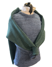 Load image into Gallery viewer, POLLEN Crewneck Sweater
