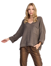 Load image into Gallery viewer, URBAN ALEMBIKA Basis Pullover
