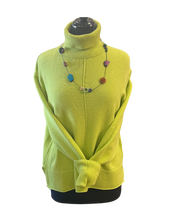 Load image into Gallery viewer, MARIE DE LA LUNE - Turtle Neckk Sweater
