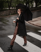 Load image into Gallery viewer, MERNINI RAINCOAT - Long Liner/Vest - Black
