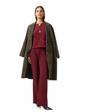 Load image into Gallery viewer, JOSEPH RIBKOFF Fall Coat
