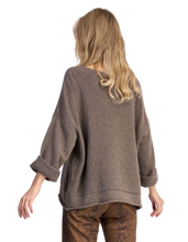 Load image into Gallery viewer, URBAN ALEMBIKA Basis Pullover
