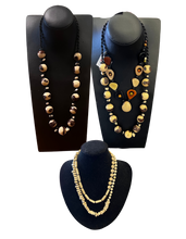 Load image into Gallery viewer, TREATS jewellery - Local Designer
