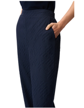 Load image into Gallery viewer, JOSEPH RIBKOFF Textured Pants

