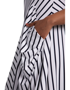 SYMPLI  Sleeveless Slant Pocket Dress D Print