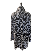 Load image into Gallery viewer, AINO Minerva Mino Catalina Jacket
