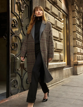 Load image into Gallery viewer, JOSEPH RIBKOFF Fall Coat
