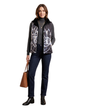 Load image into Gallery viewer, DOLCEZZA Woven Vest Reversible - Black
